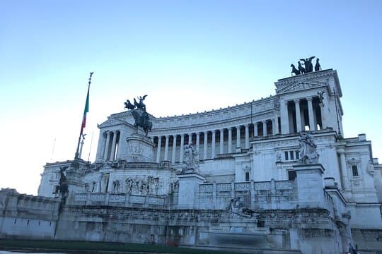 Altar of the Fatherland Elevator and Museums Tickets