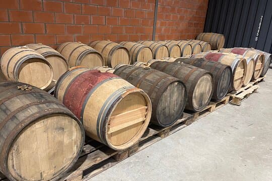 Distillery Tour in Bordeaux with Spirits Tasting