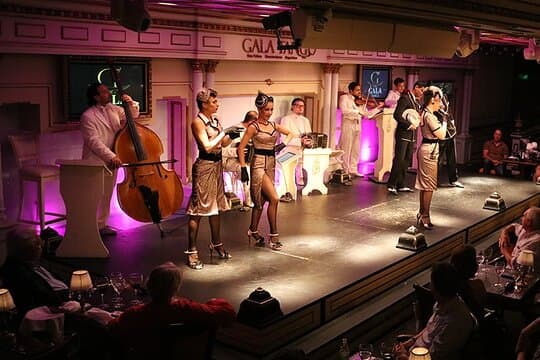 Tango show and dinner at: Gala tango