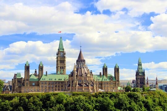 Ottawa Scavenger Hunt and Highlights Self-Guided Tour