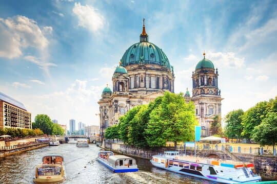Best Berlin Shore Excursion from Warnemunde, Rortock Cruise Port